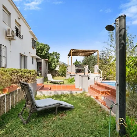 Casa De 2 Dormitorios Con Piscina Privada Y Desayuno Incluido En Alhaurin Alhaurin de la Torre Exterior photo